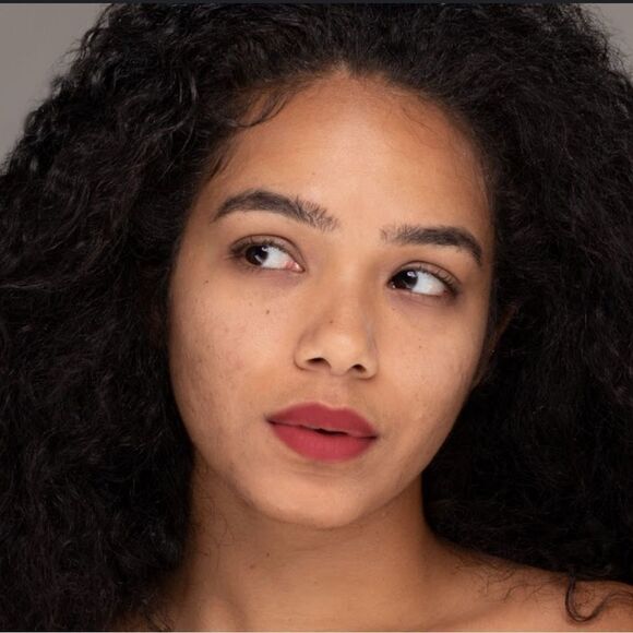 NIB 35.00 Charlotte Tilbury Matte Revolution Lipstick 💄 WALK OF NO SHAME - Picture 2 of 5